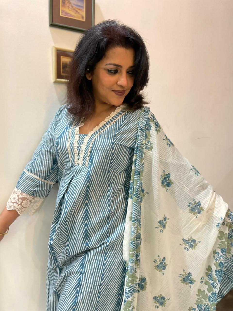 SKY BLUE & WHITE COTTON PRINTED SUIT SET