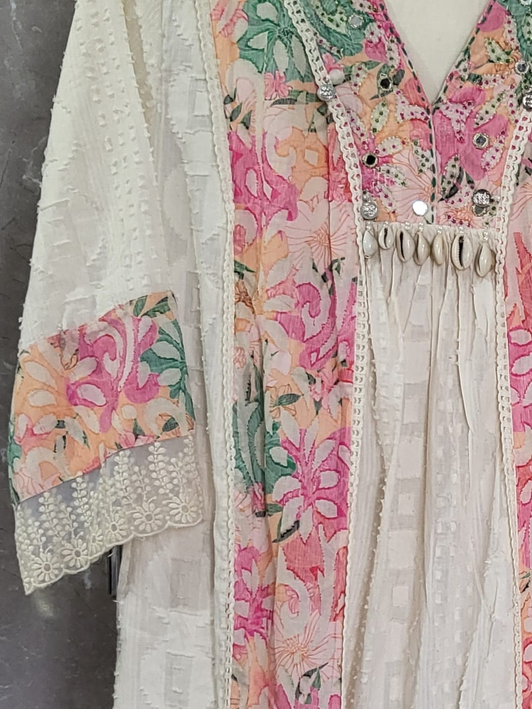 IVORY FLORAL COTTON SUIT SET